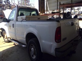2006 FORD F250SD, WHITE, XL MODEL, STD CAB, 5.4L, AT, 2WD.  F26509